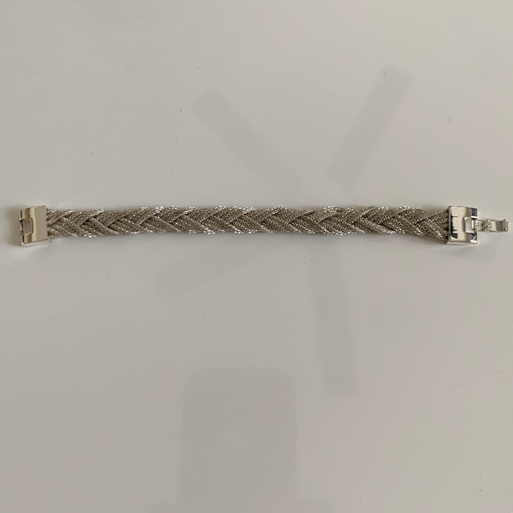 Custom jewelry bracelet